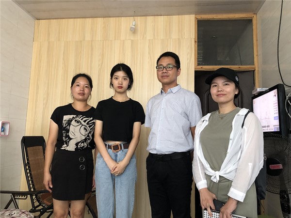 信息：20190828我院开展“三进三服务”2019年暑期家访活动_副本.jpg