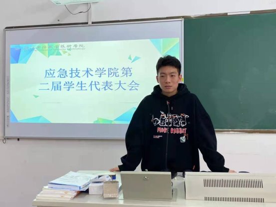 57744bee65a51d8eadc294bc1a68ecc